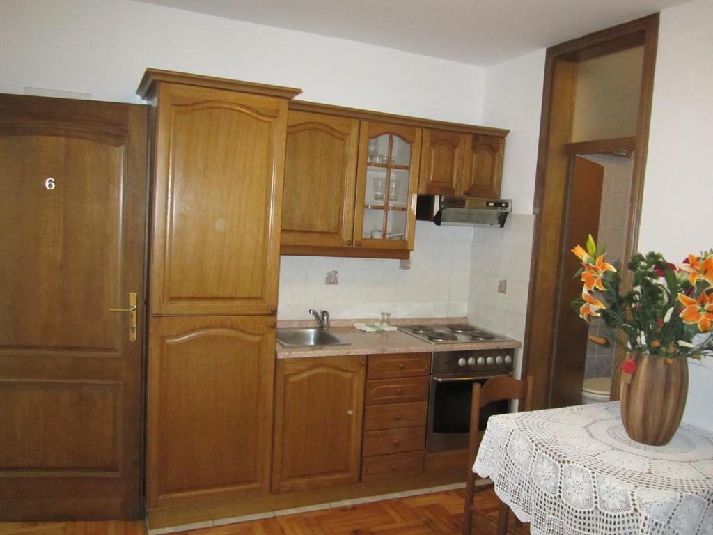 Apartments Antonia Malinska Kamer foto